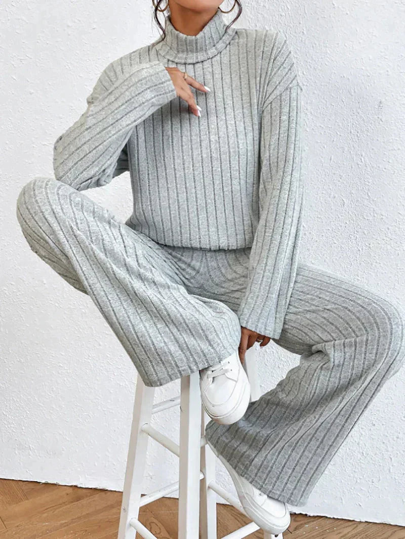 Dayana Set - Turtleneck Jumper and Knitted Trousers