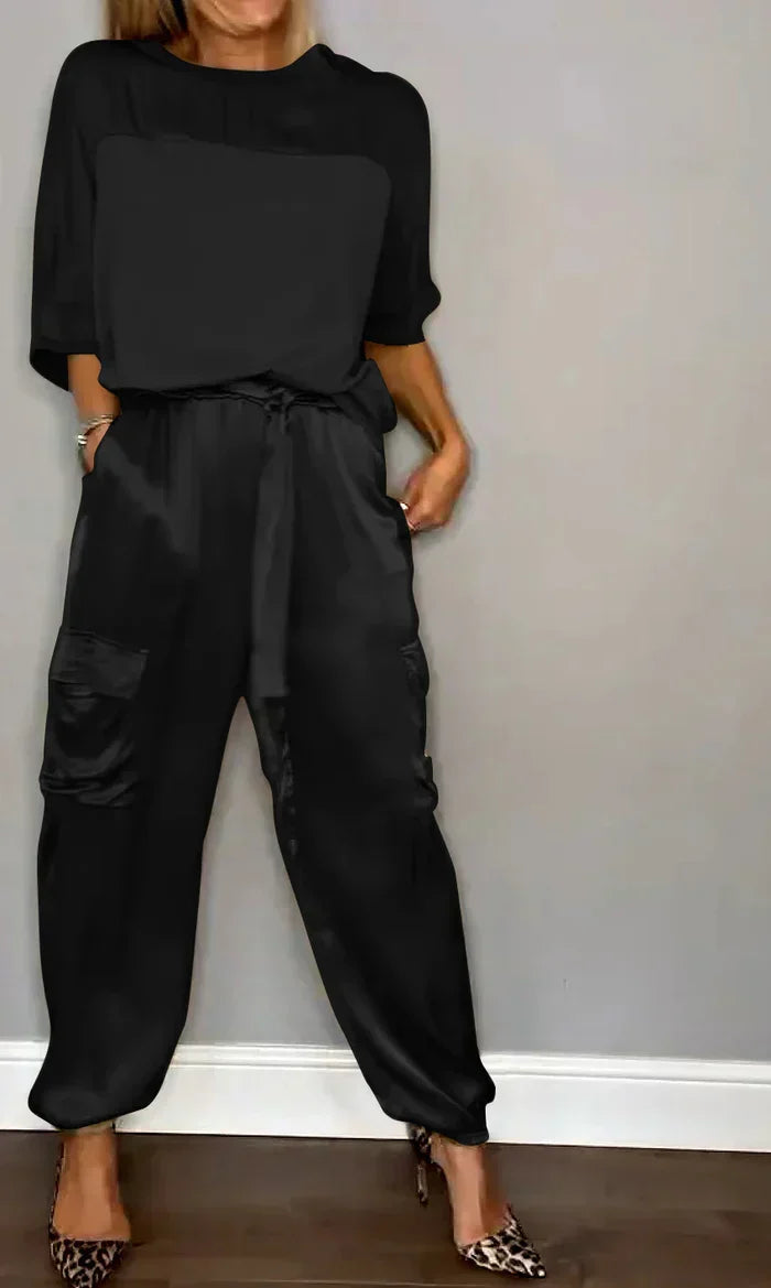 Valentina - Ensemble pantalon et top à demi-mesures en satin lisse